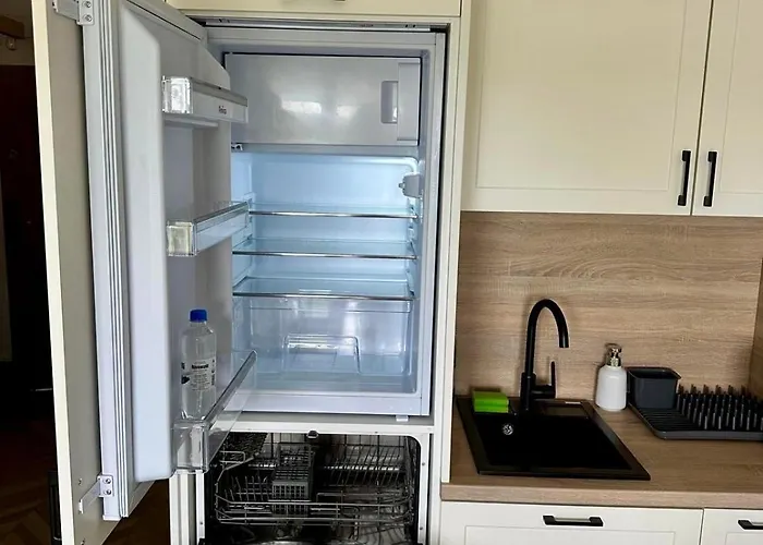 Urokliwy Apartament Z Duzym Tarasem I Widokiem Na Jezioro Biale